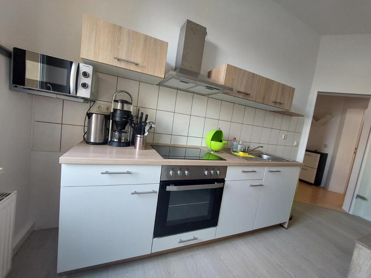 Schoene Zwei-Zimmer-Wohnung "W2" Mit 4 Einzelbetten Und Wlan In Zwenkau Bei Leipzig Im Neuseenland المظهر الخارجي الصورة